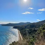 Marios Vilă Poros (Kefalonia)